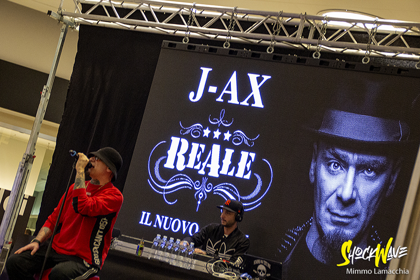 J-Ax Instore a Castelfranco Veneto - Photogallery 10