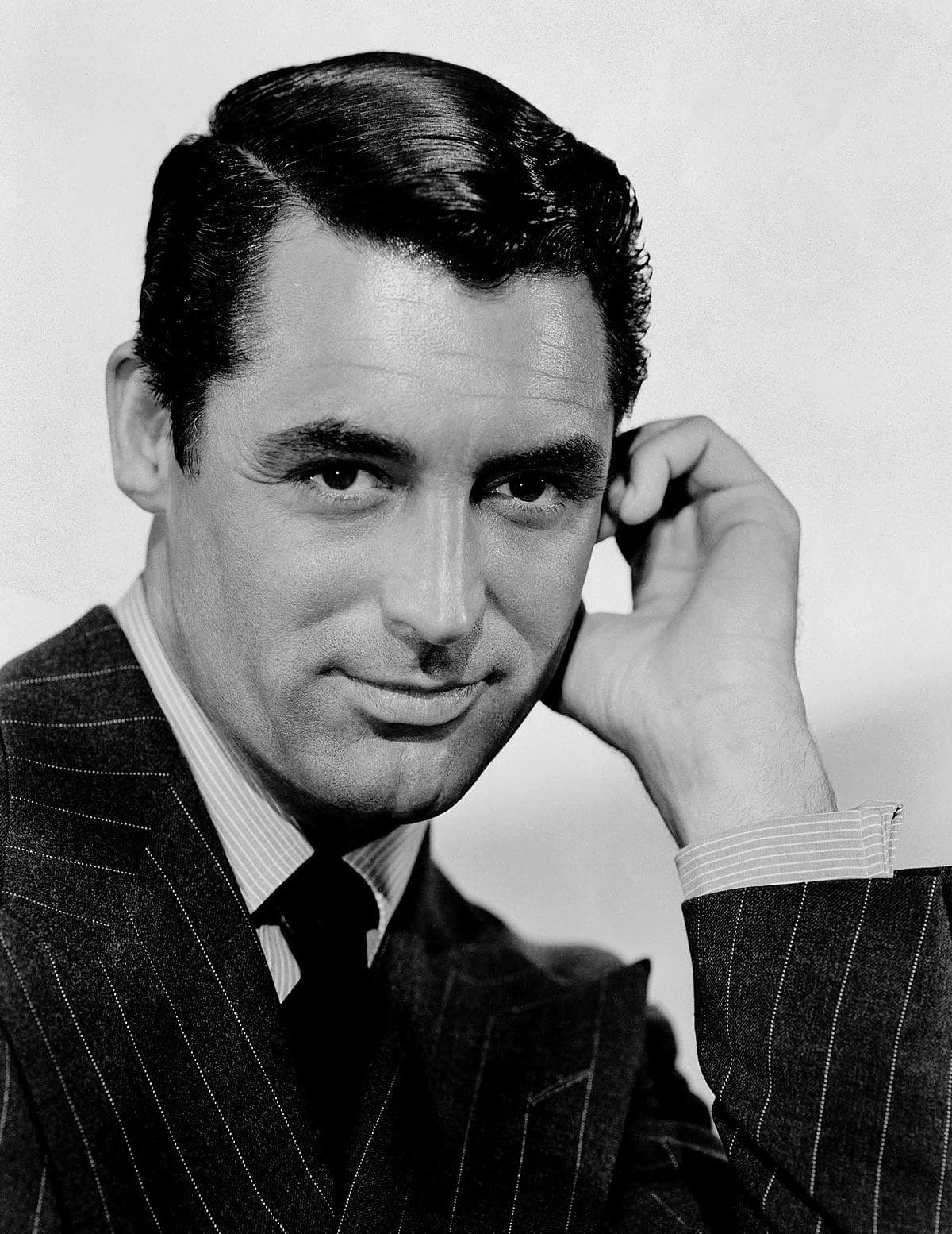 Cary Grant | L'eleganza Dalla Commedia Al Thriller | Shockwave Magazine