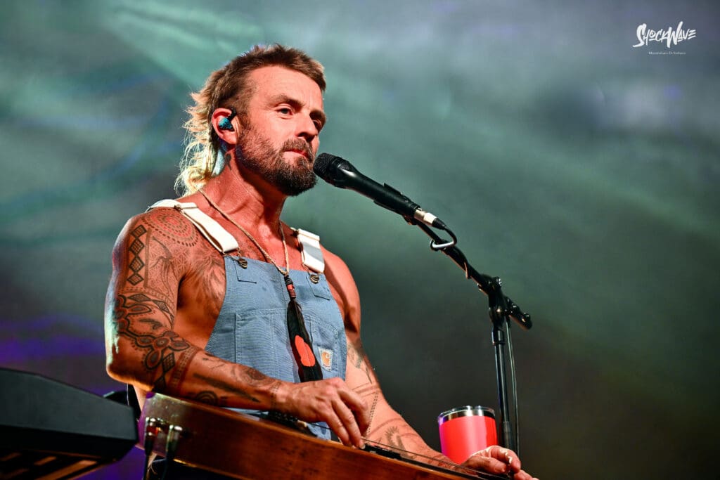 Xavier Rudd al Circolo Magnolia, 6 agosto 2024: photogallery e video 11