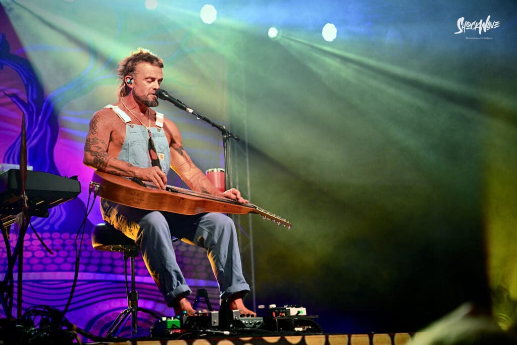 Xavier Rudd al Circolo Magnolia, 6 agosto 2024: photogallery e video 12