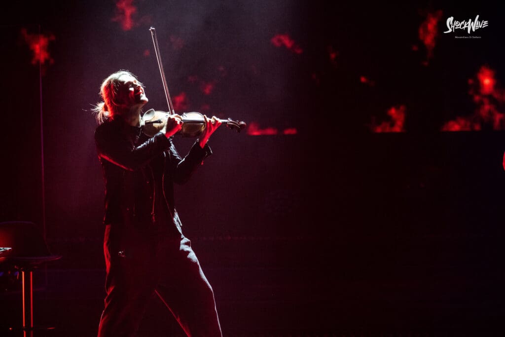 David Garrett a Milano, 28 aprile 2025: photogallery 15 David Garrett a Milano, 28 aprile 2025: photogallery 12