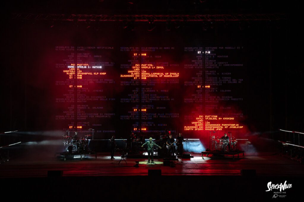 Massive Attack live all'Arena Flegrea - Photogallery 30 Massive Attack live all'Arena Flegrea - Photogallery 30