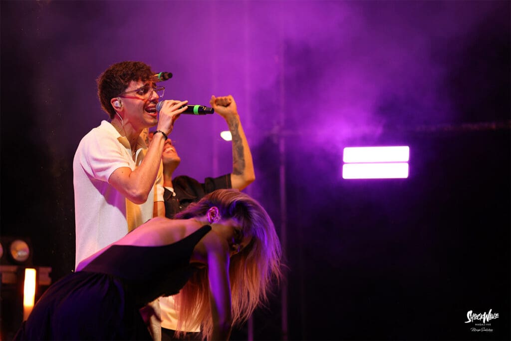 LDA & Aka 7even al Wave Music Fest di Montesilvano - Photogallery 11 LDA & Aka 7even al Wave Music Fest di Montesilvano - Photogallery 9