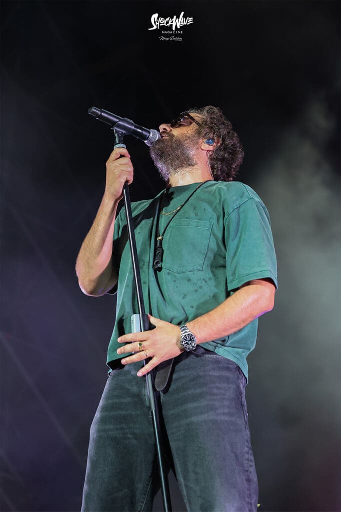 Tommaso Paradiso, in pi&ugrave; di 20.000 allo Stadio del Mare: photogallery