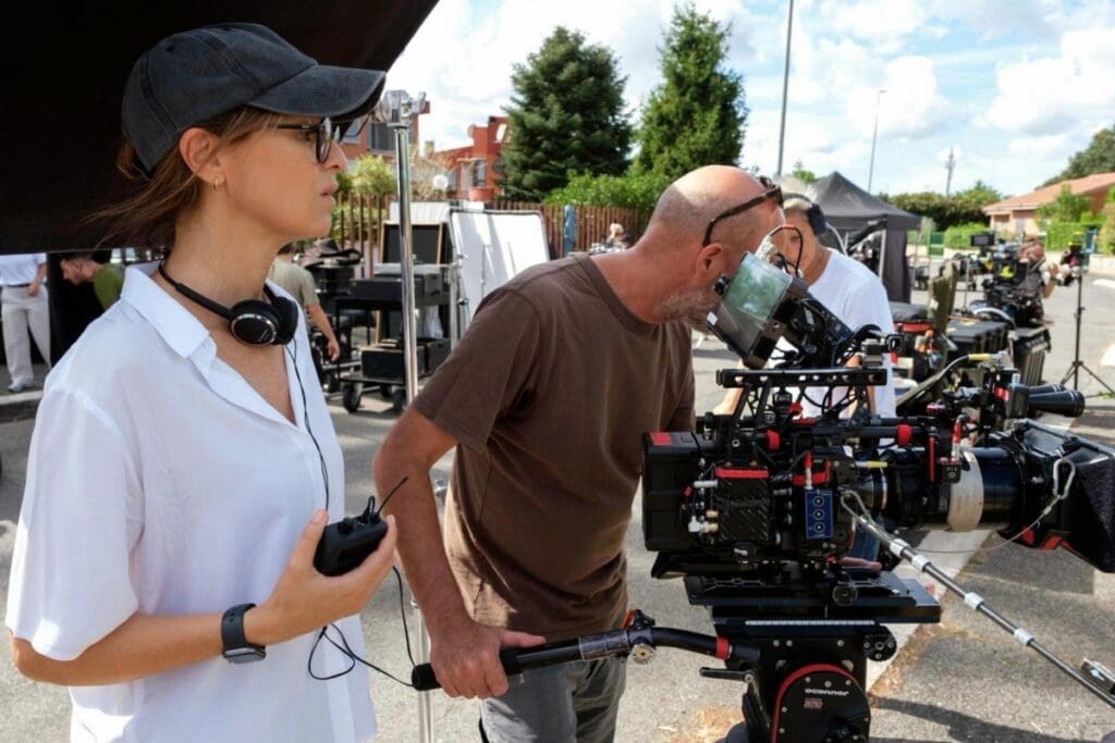 Paola Cortellesi torna alla regia dopo C'è ancora domani: quello che sappiamo sul secondo film della regista 1 Paola Cortellesi torna alla regia con il secondo film dopo C'è ancora domani